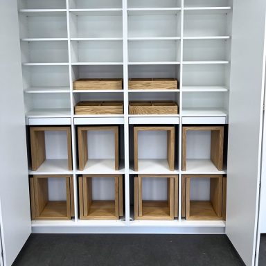 Schrank für Kreativwerkstatt